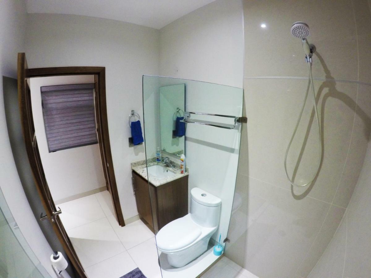 En El Centro 3 Hermoso Loft Familiar Ac Wifi 300 Mbps Aguascalientes Esterno foto
